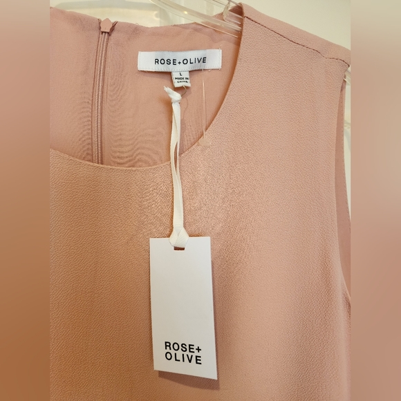 Rose+Olive Blouse - Picture 3 of 4